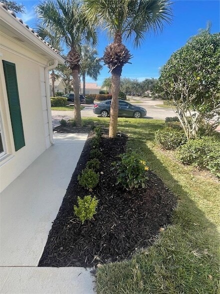 Building Photo - 5651 Modena Pl