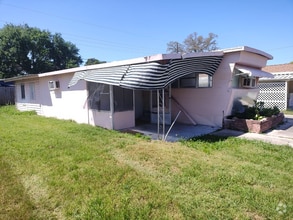 Building Photo - 2051 Pleasure Dr