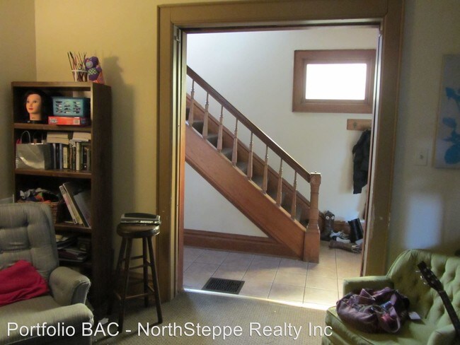 Foto del edificio - 56 E Oakland Ave