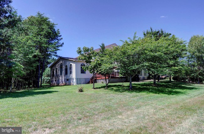 Building Photo - 15551 Smithfield Pl