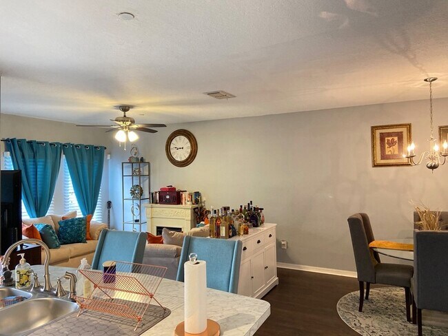 Building Photo - 9560 Muse Pl