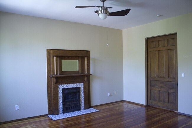 Foto del edificio - 3218-3220 Cherokee St