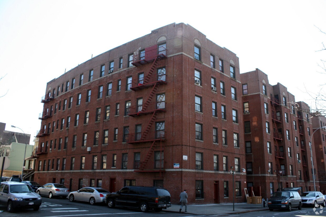 Foto principal - 3154 Grand Concourse