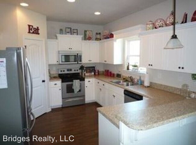 Foto del edificio - 4 br, 2.5 bath House - 311 Crown Heights Way