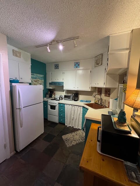 Foto del edificio - 217 Molokai Vlg