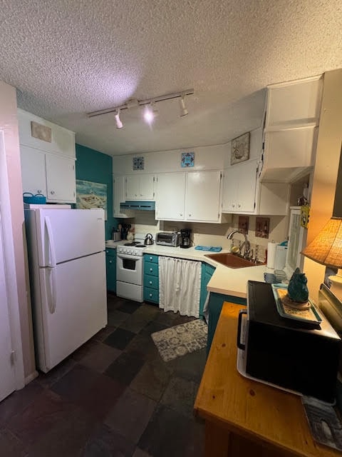 Building Photo - 217 Molokai Vlg