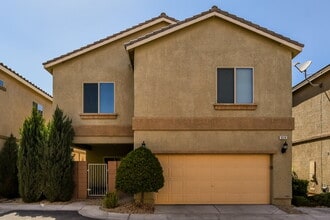 Building Photo - 9519 Vega Carpio Ave