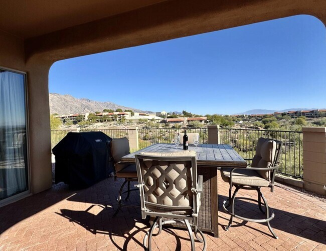 Foto del edificio - 5926 N Campo Abierto