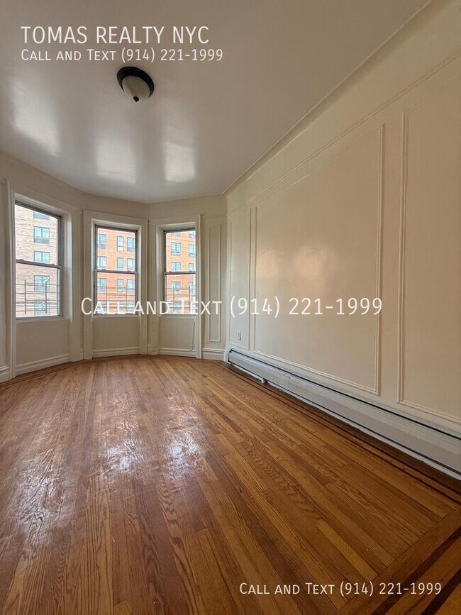 Foto del edificio - 775 E 233rd St