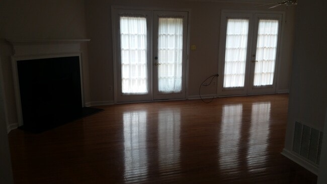 Building Photo - 1310 Warsaw rd