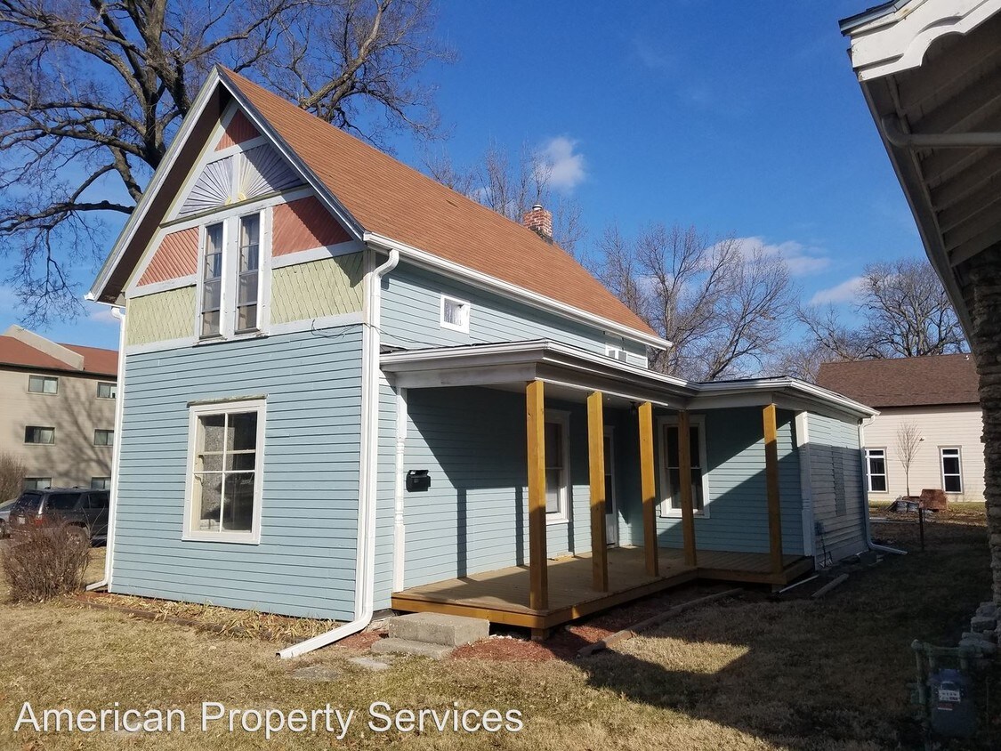 Primary Photo - 320 N 11th St