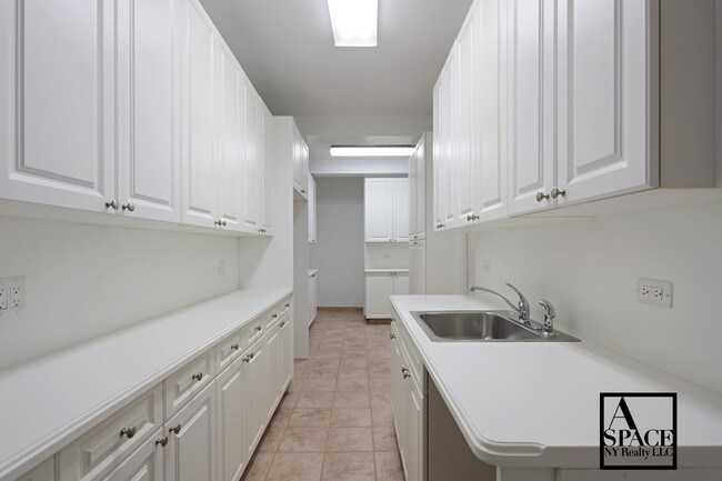 Foto del edificio - 33 West 81st Street