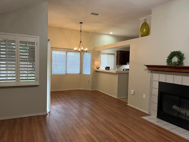 Building Photo - 16706 Cedar Tree Way