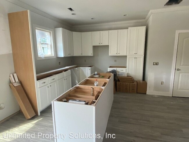 Building Photo - 3 br, 2 bath House - 1318 Orange Street