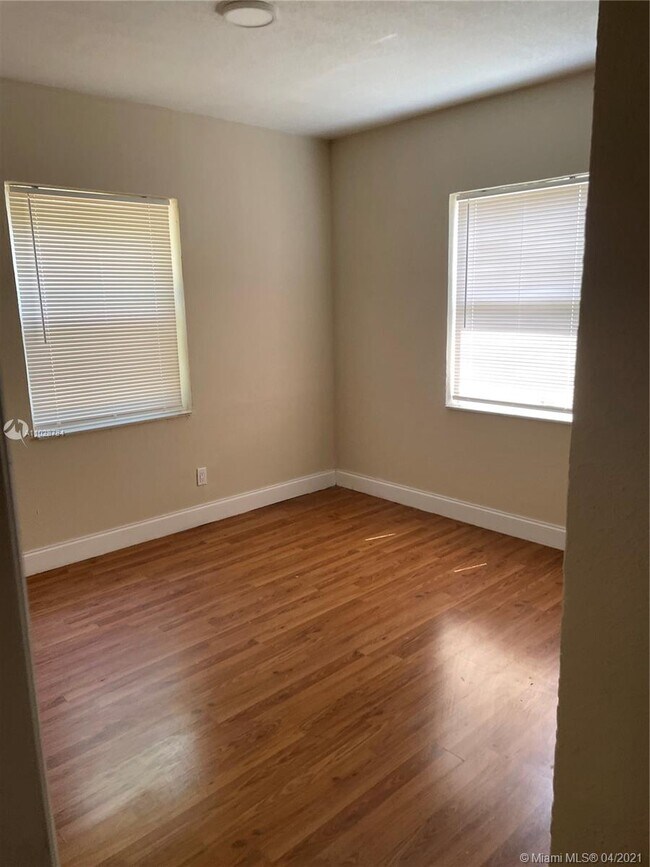 Foto del edificio - 15625 NW 157th St Rd