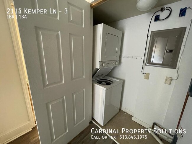 Building Photo - 2114 Kemper Ln