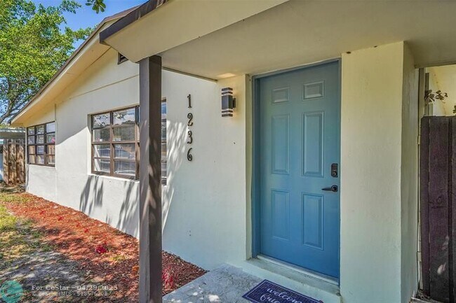 Building Photo - 1236 NW 7th Terrace