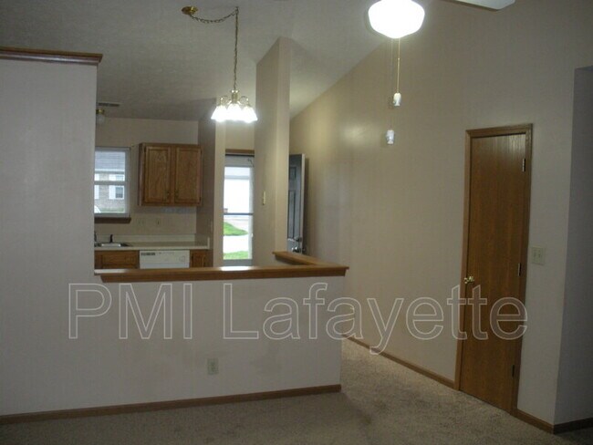 Foto del edificio - 2832 Plaza Ln