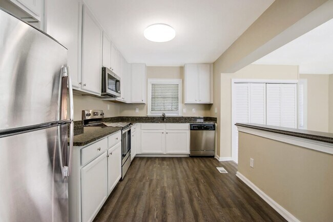 Foto del edificio - 2164 Rockhaven Cir