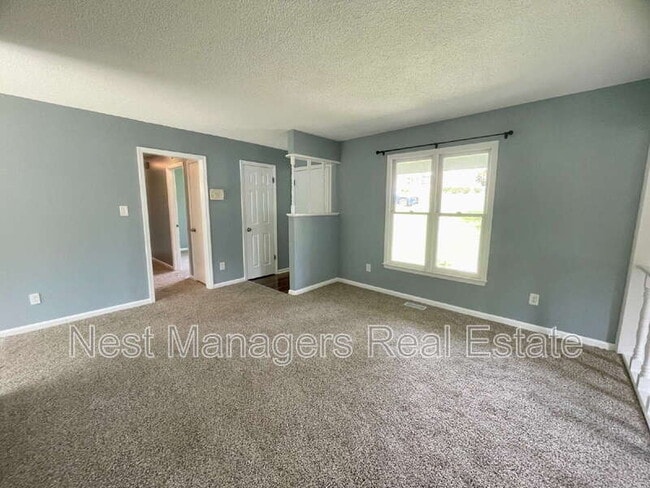 Building Photo - 520 Nottingham Dr