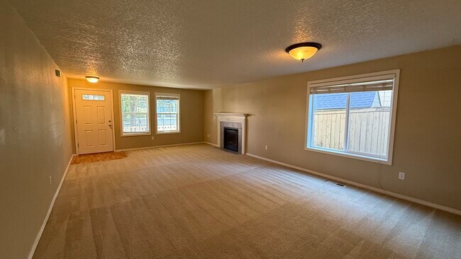 Foto del edificio - 16316 NE 43rd Way