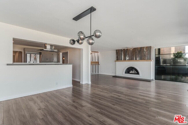 Foto del edificio - 2308 The Strand