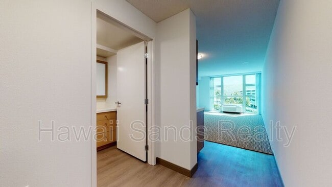 Building Photo - 7000 Hawaii Kai Dr