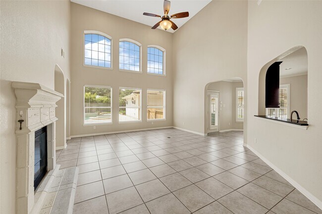 Building Photo - 3906 Point Cuero Ct
