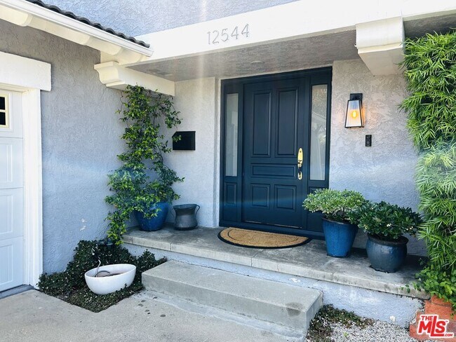 Foto del edificio - 12544 Presnell St
