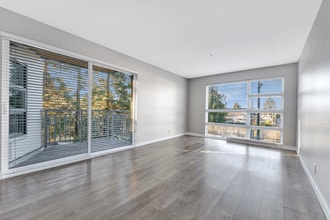 Building Photo - 4320 Slocan St