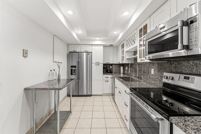 Foto del edificio - 3450 S Ocean Blvd