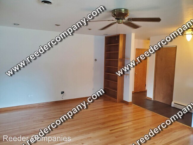 Foto del edificio - 3 br, 1.5 bath House - 9221 Grace Street