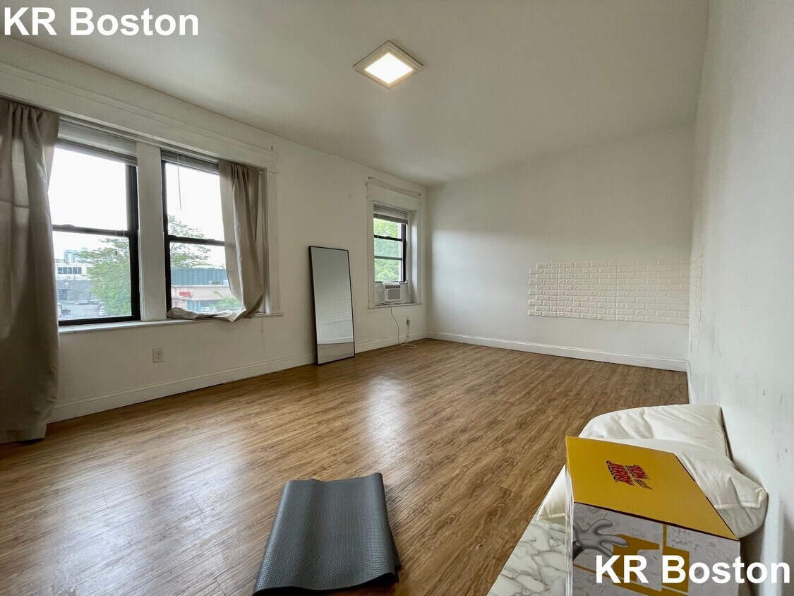 Foto principal - 226 Harvard Ave