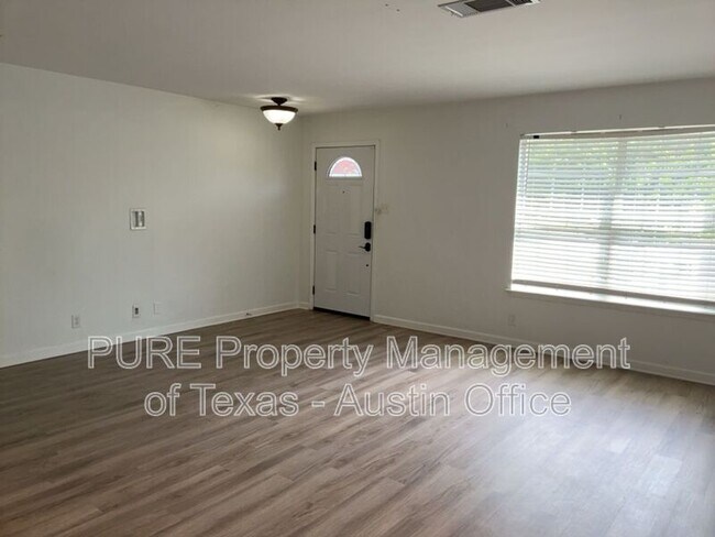 Building Photo - 9120 Frock Ct