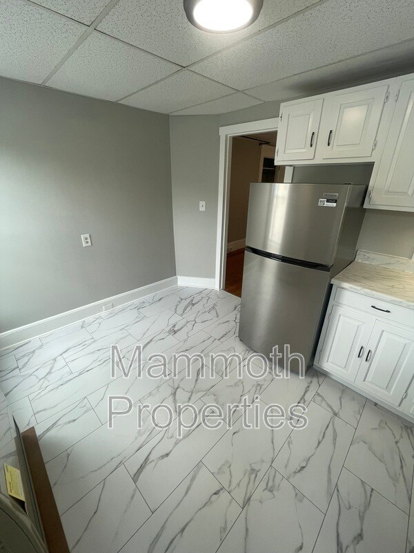 Foto del edificio - 320 Lowell St
