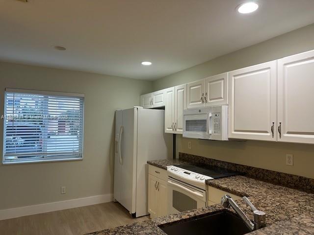 Foto del edificio - 762 NW 208th Ter