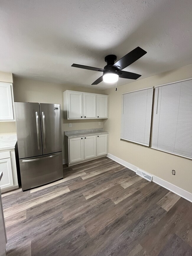 Room for Kitchen Table - 577 Pine Line Dr