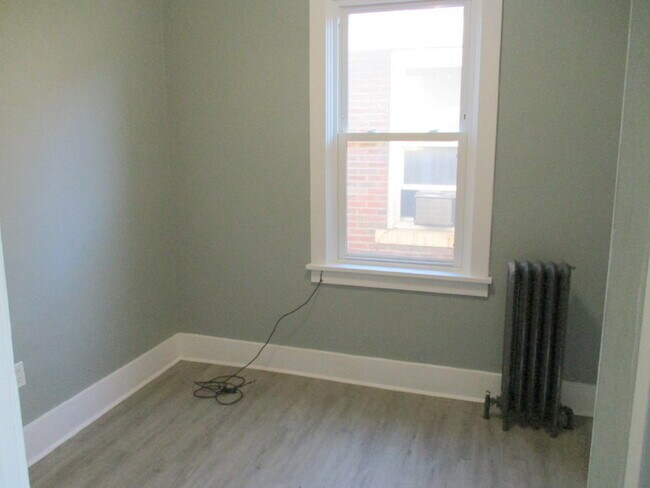 Foto del edificio - 328 Park Rd