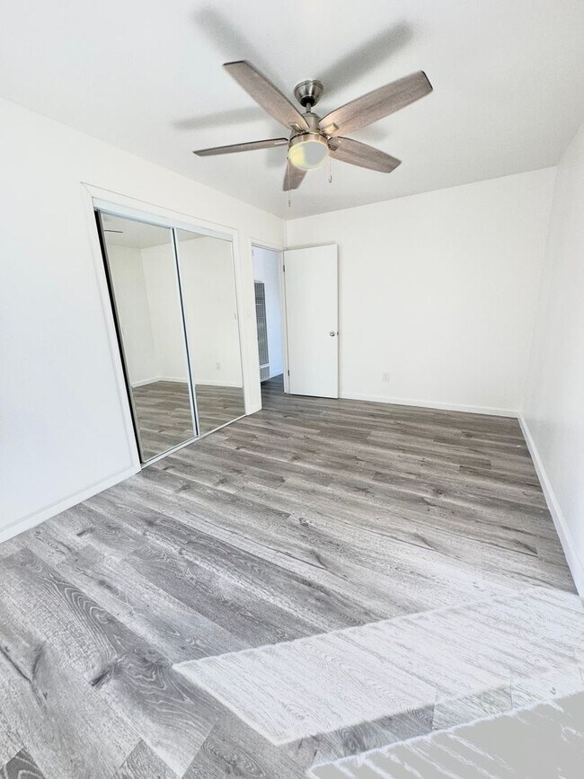 Foto del edificio - NANCY DRIVE DUPLEX