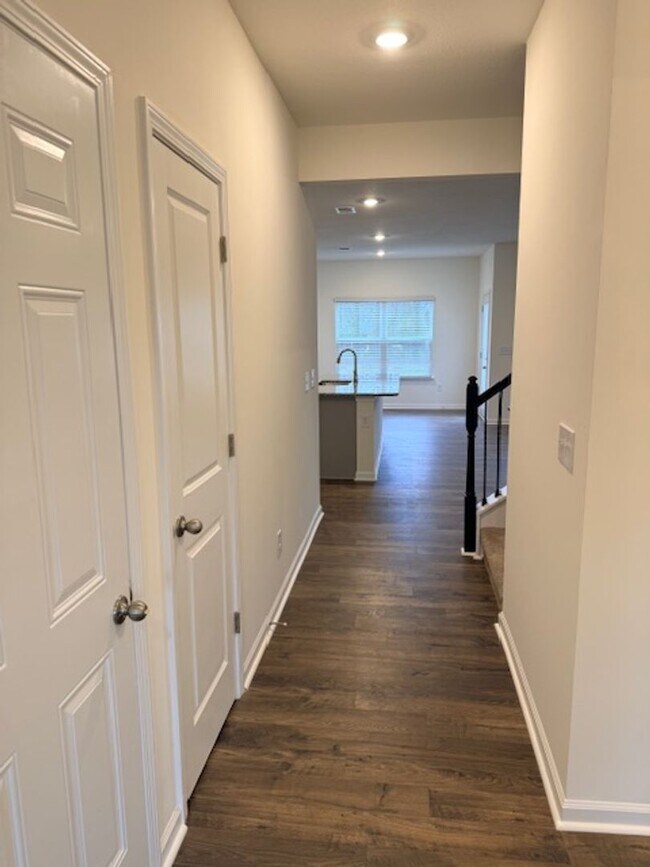 Foto del edificio - Maryville 37803 - Brand New Build in Maryville! 5 bedroom, 3.5 bath home - Contact Troy Adams (86...