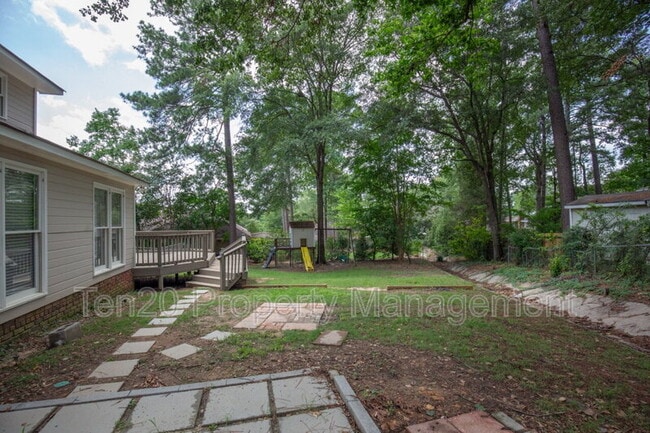 Building Photo - 6820 Panstone Dr