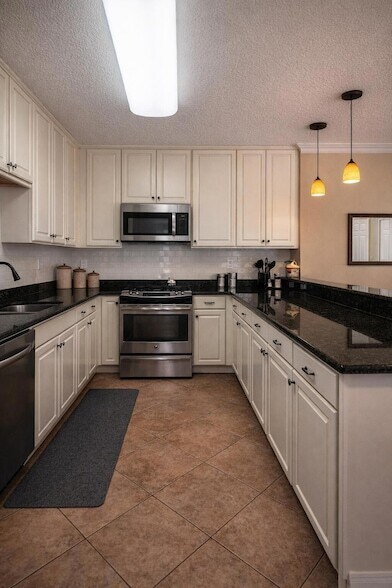 Foto del edificio - 2210 22nd Ln