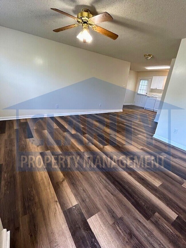 Foto del edificio - ***Coming soon!!***