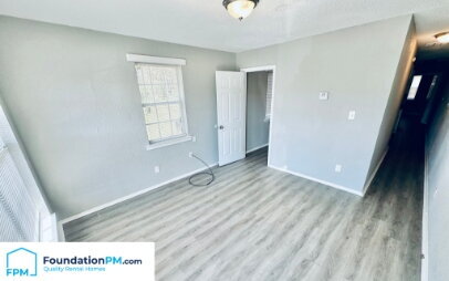 Building Photo - 276 W Davant Ave