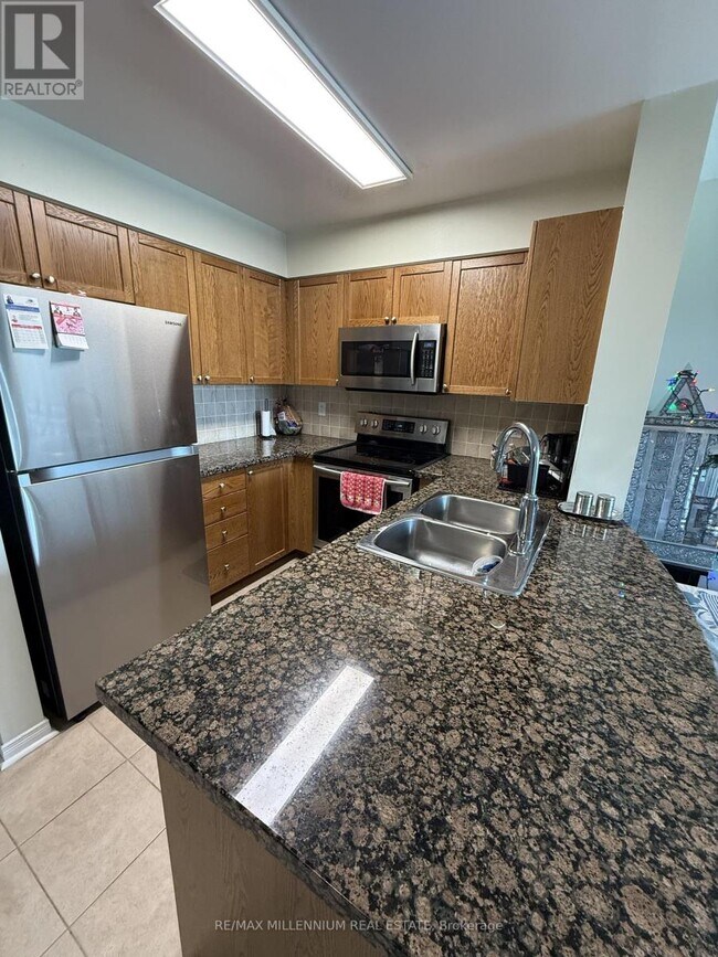 Building Photo - 55-255 Via Rosedale