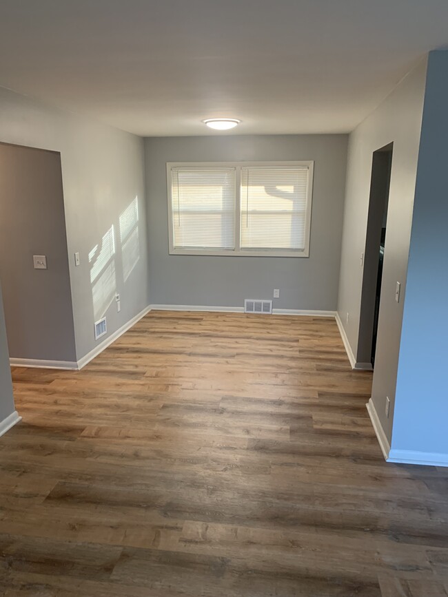 Foto del edificio - 5623 Sprague St