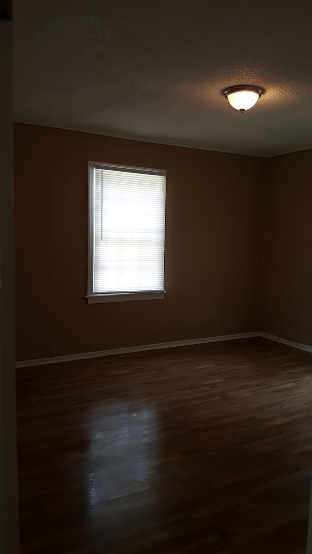 Foto del edificio - 1390 Grand St