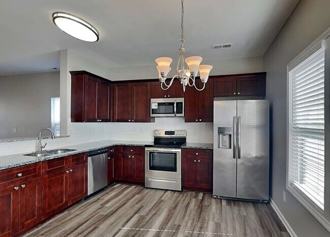 Foto del edificio - 516 Landis Oak Way