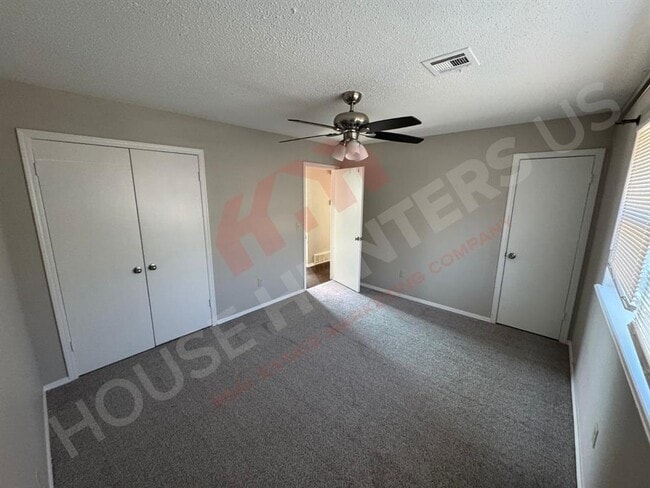 Building Photo - 920 NW 104th St