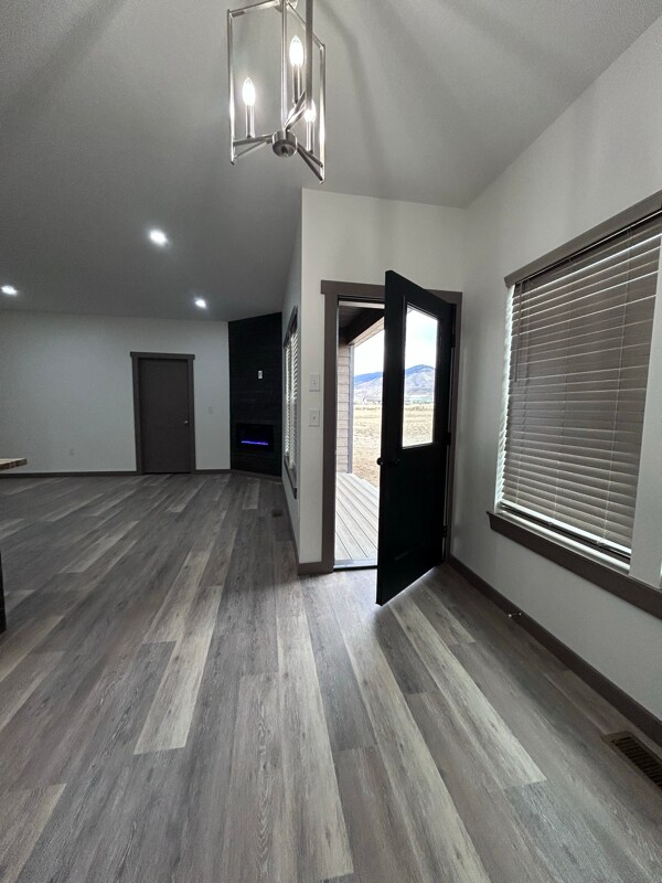 Foto del edificio - 25 Fools Gold Ln